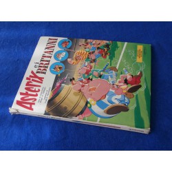 ASTERIX volume cartonato "ASTERIX E I BRITANNI"